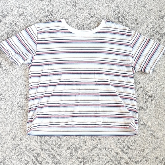 Hollister Tshirt Size M - Picture 1 of 1